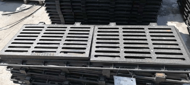 满城球墨铸铁连体双篦展示